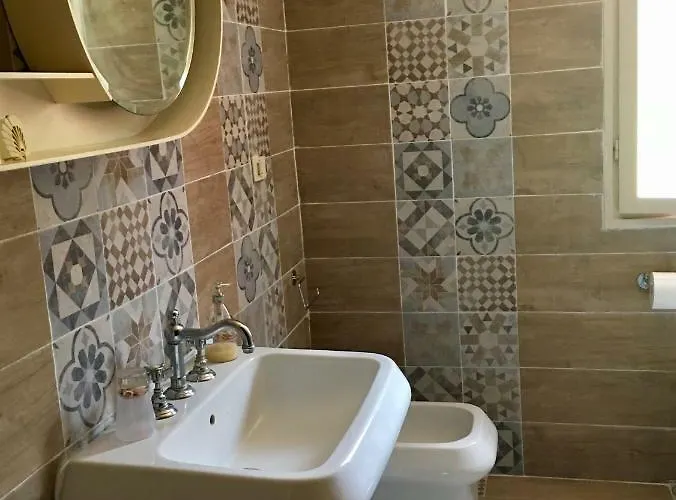 Lo Iacono Villa *